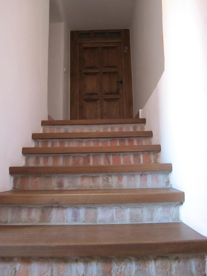 מלון Luže Holubnik Statecnych Zen Kralovych מראה חיצוני תמונה